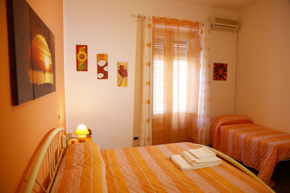 B&B Casa Orlando Terrasini Extérieur photo